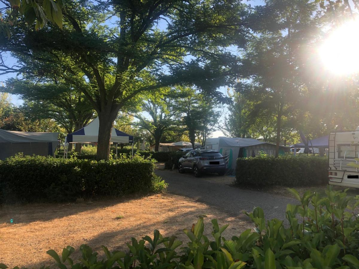 Camping Paradis Family Les Rives De L'Herault ジニャック エクステリア 写真