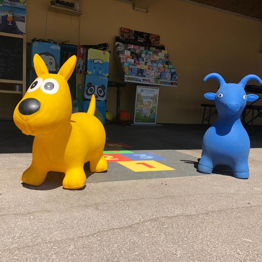 Camping Paradis Family Les Rives De L'Herault ジニャック エクステリア 写真