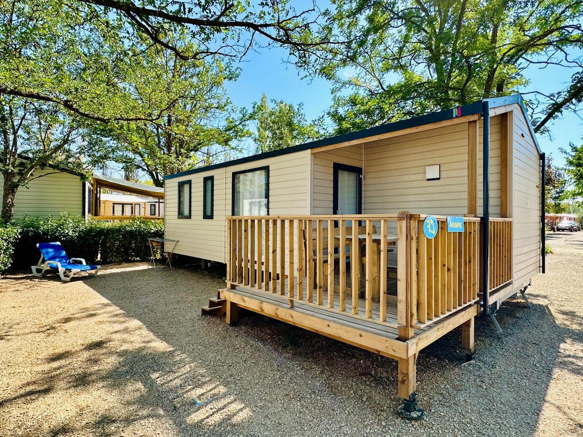 Camping Paradis Family Les Rives De L'Herault ジニャック エクステリア 写真