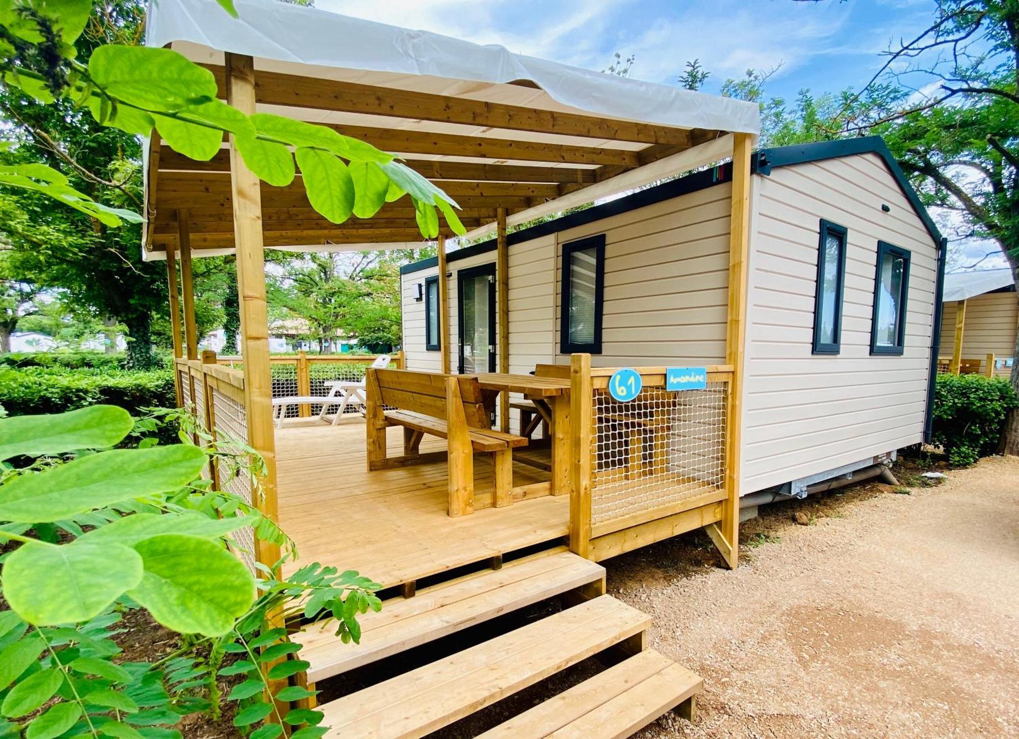 Camping Paradis Family Les Rives De L'Herault ジニャック エクステリア 写真