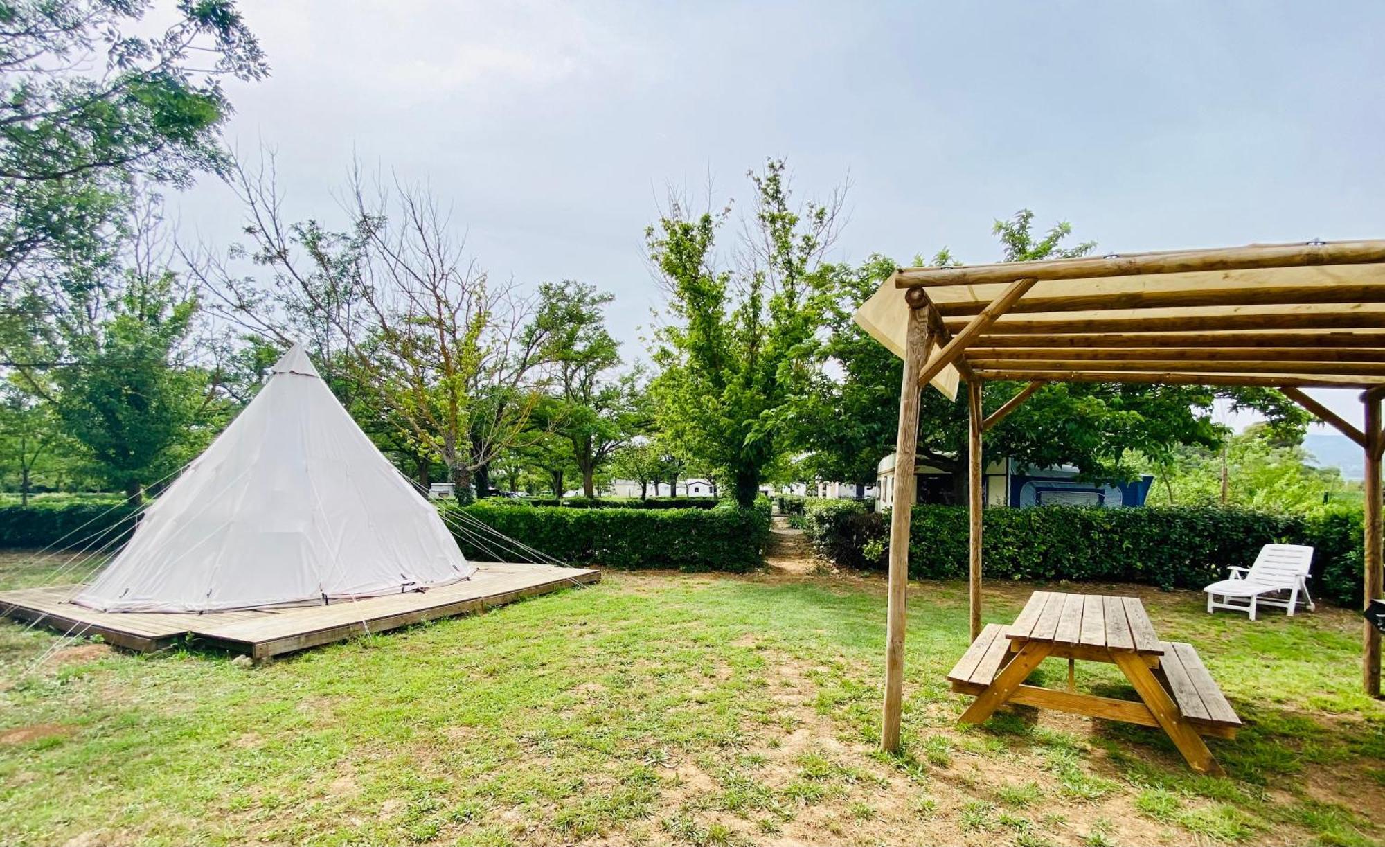 Camping Paradis Family Les Rives De L'Herault ジニャック エクステリア 写真