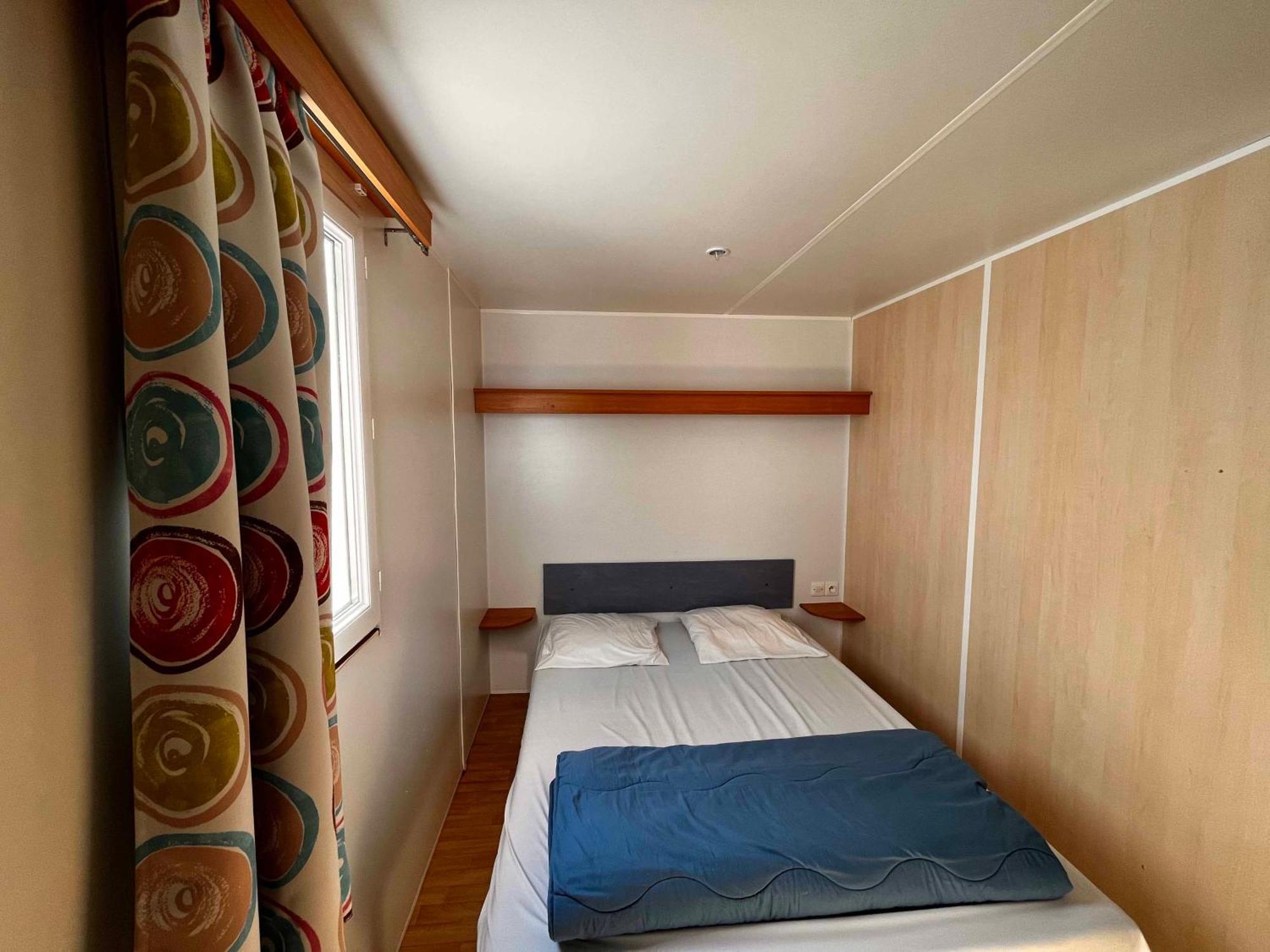 Camping Paradis Family Les Rives De L'Herault ジニャック 部屋 写真