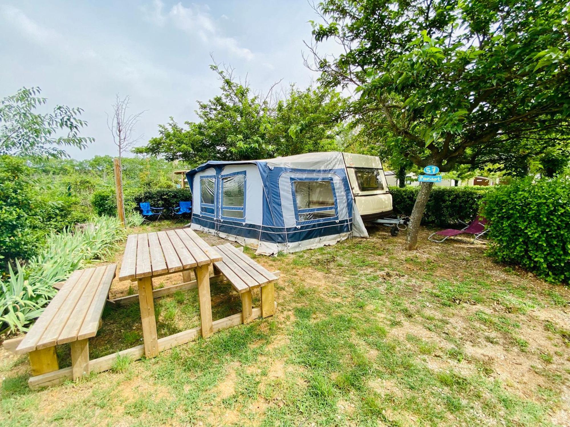 Camping Paradis Family Les Rives De L'Herault ジニャック エクステリア 写真